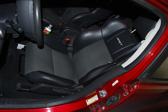 Caliber SRT4 seat without side airbags