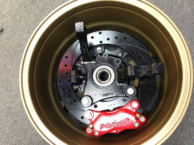 Neon SRT4 Wilwood Big Brake kit with 16 inch wheel 